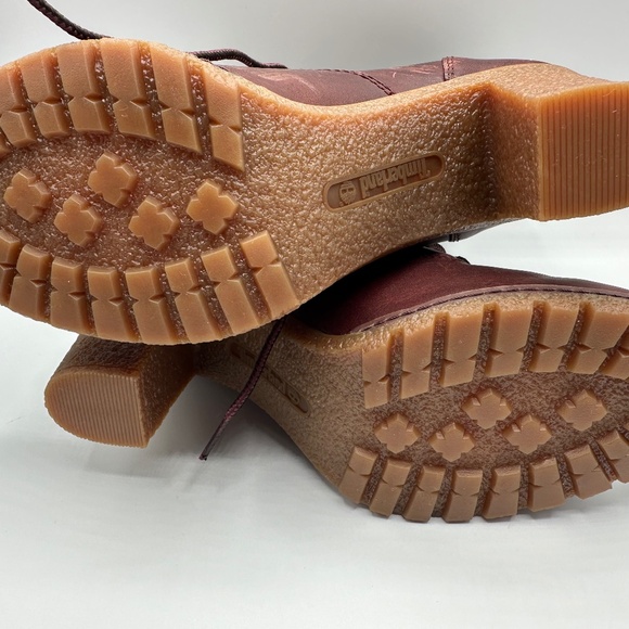 Timberland Women's Allington 6" Lace-Up Burgundy Boots - Picture 4 of 5